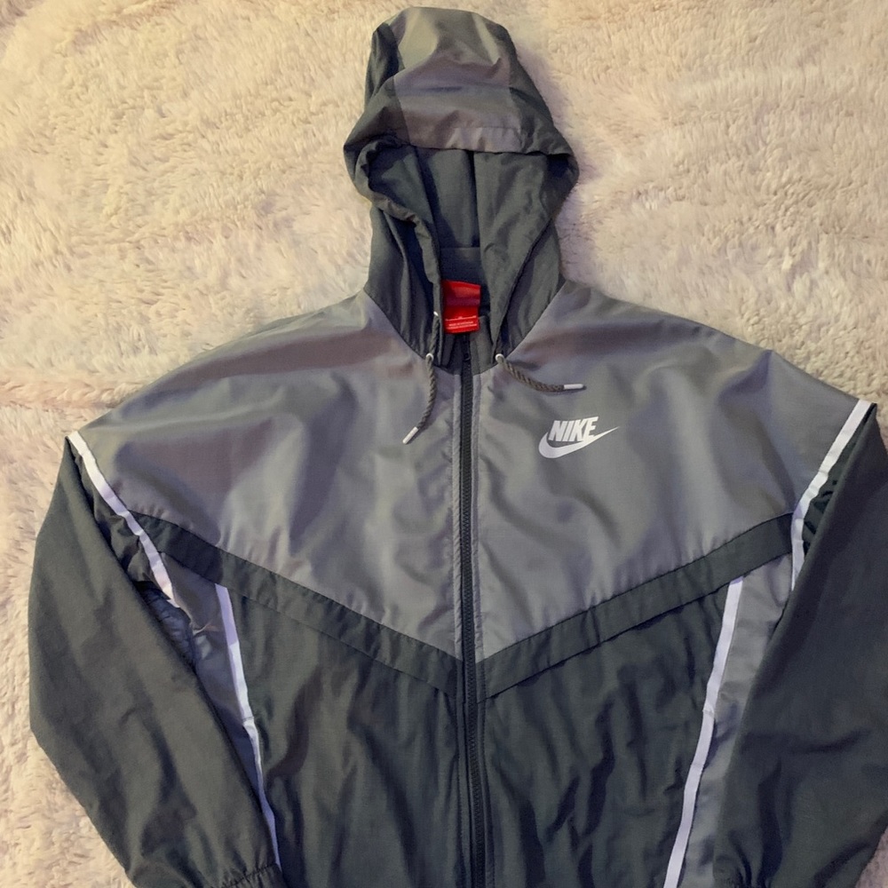 Nike windbreaker